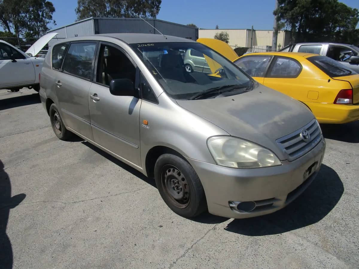 2002 Toyota Avensis at Tingalpa
