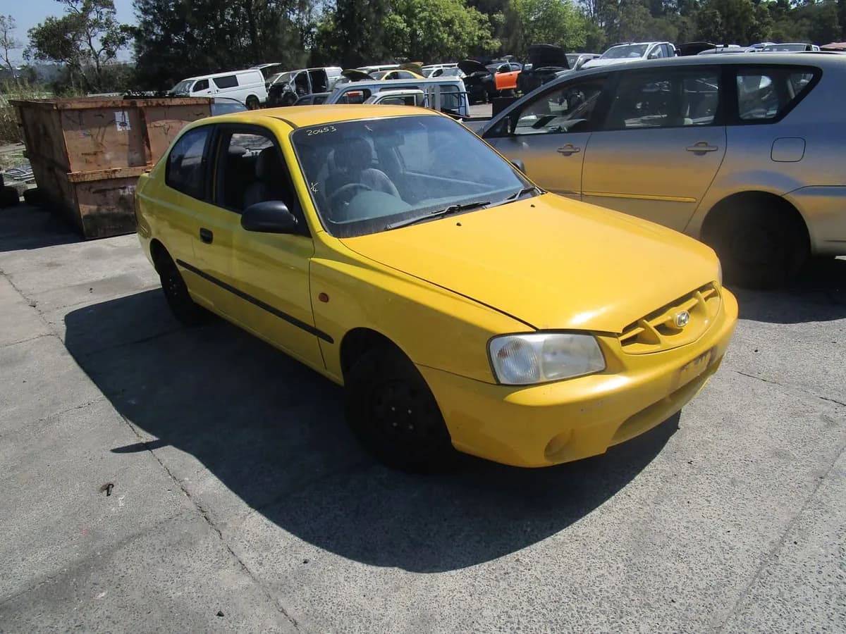 2001 Hyundai Accent at Tingalpa