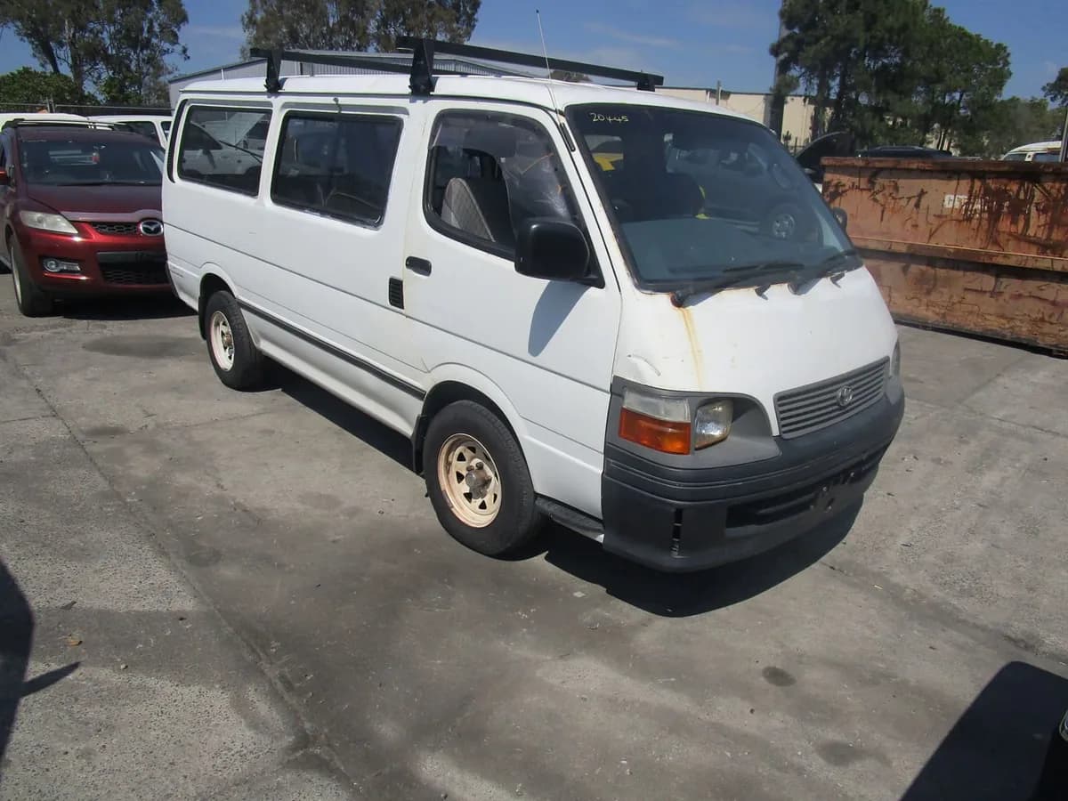 2000 Toyota Hiace at Tingalpa