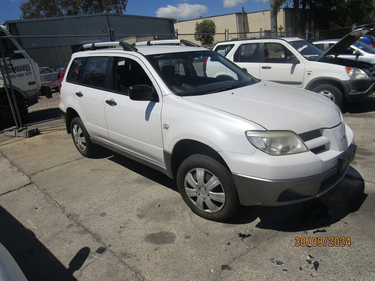 2006 Mitsubishi Outlander at Tingalpa