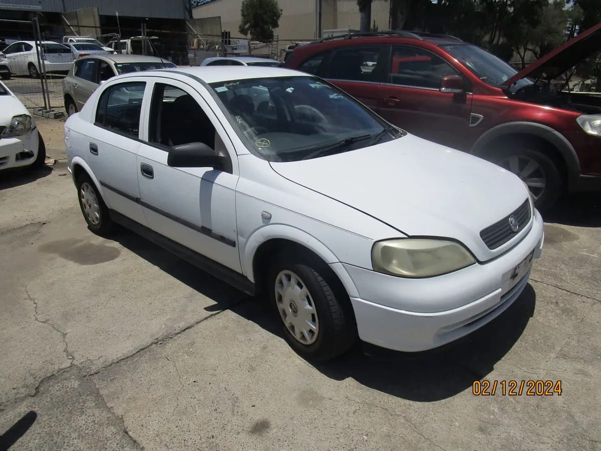 2003 Holden Astra at Tingalpa