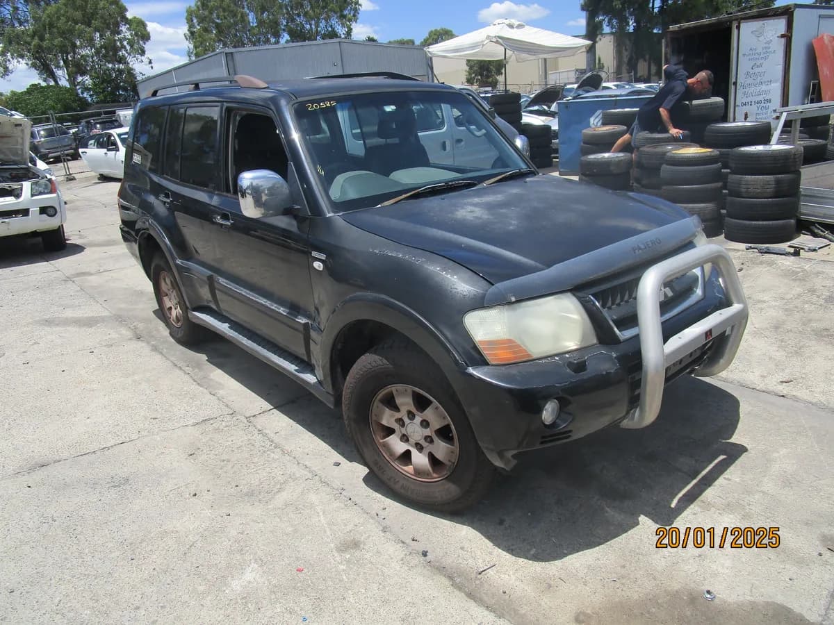 2004 Mitsubishi Pajero – Vn P20585 at Tingalpa