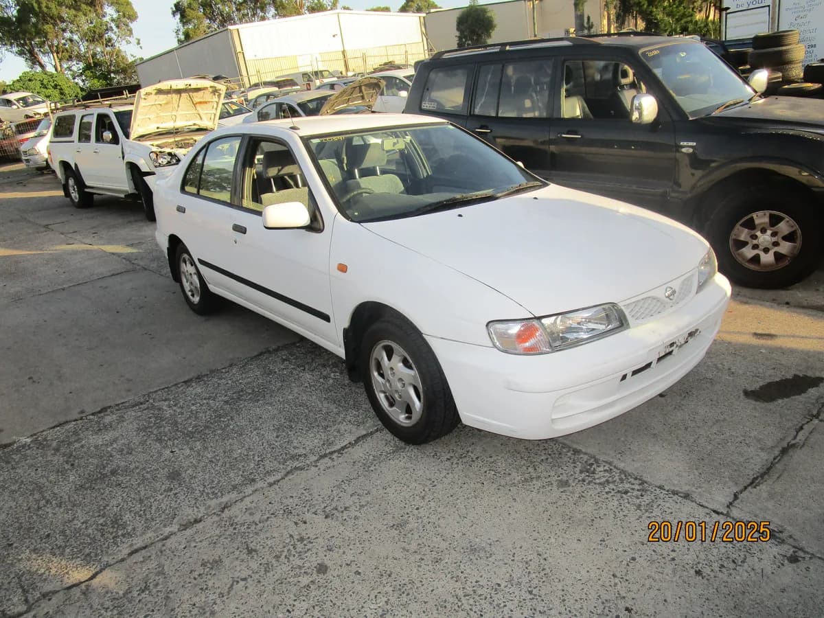 2000 Nissan Pulsar at Tingalpa