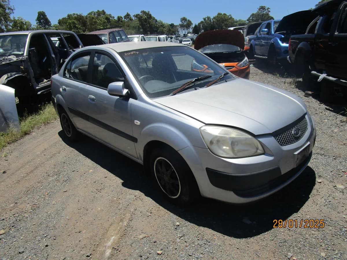 2006 Kia Rio at Tingalpa