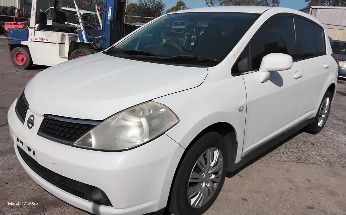 2007 Nissan Tiida at Tingalpa