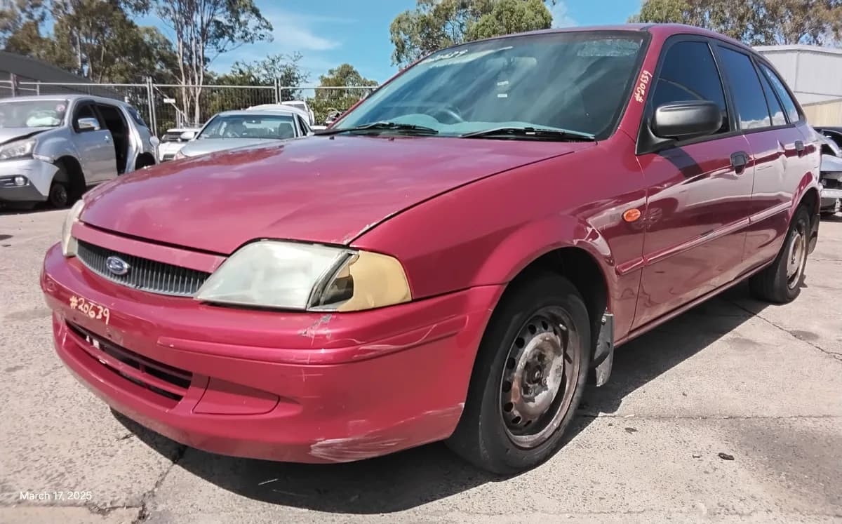2000 Ford Laser at Tingalpa