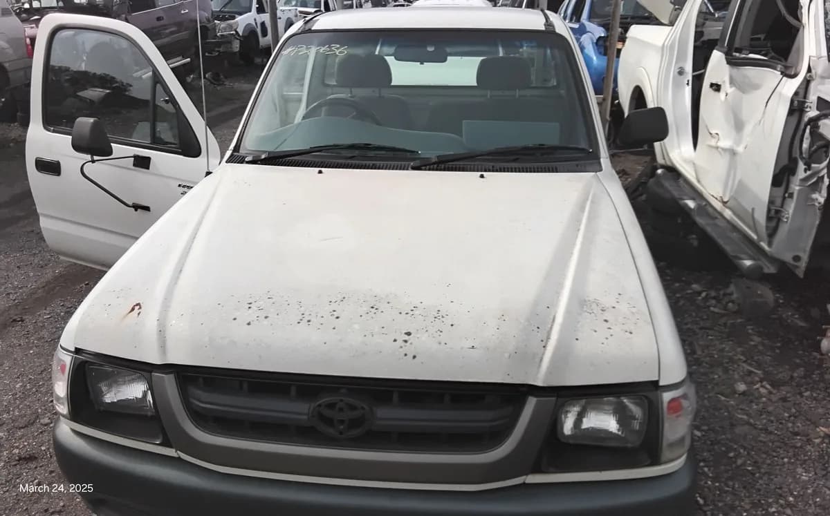2005 Toyota Hilux – Vn P20636 at Tingalpa