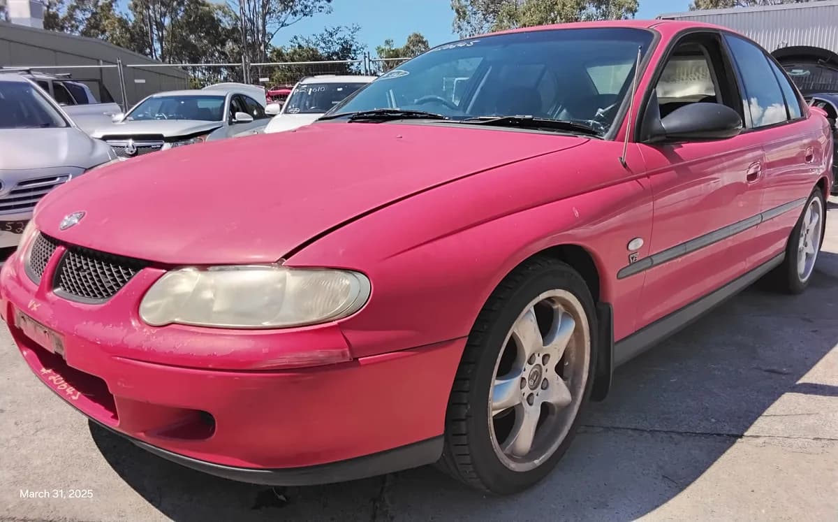 2001 Holden Commodore at Tingalpa
