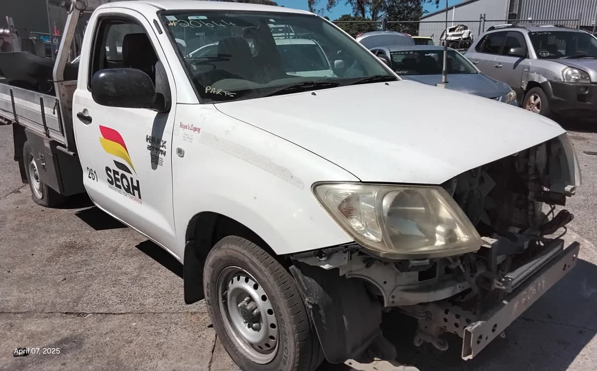 2010 Toyota Hilux at Tingalpa