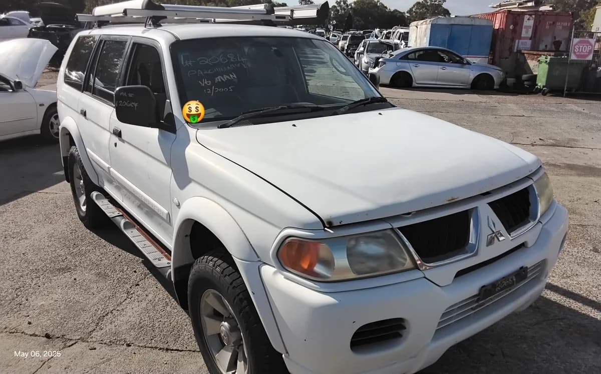 2005 Mitsubishi Challenger at Tingalpa