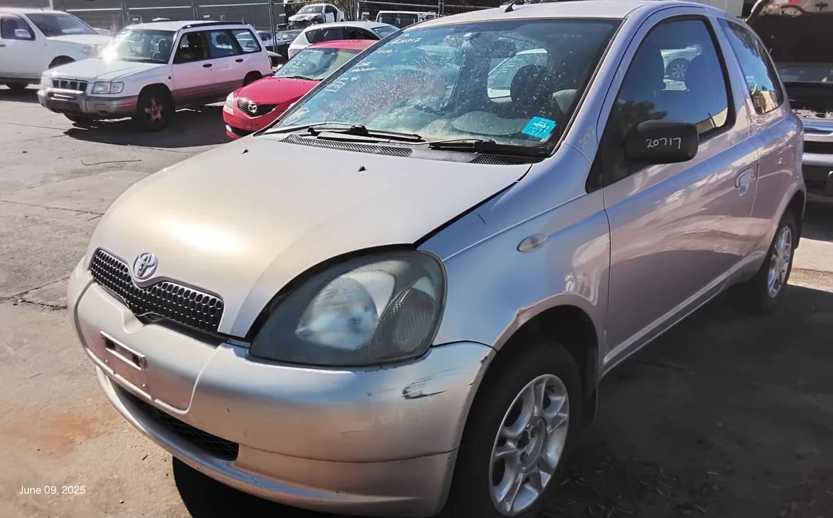 2000 Toyota Echo at Tingalpa