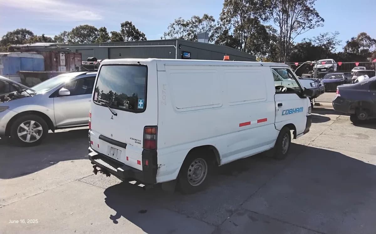 2010 Mitsubishi L300 at Tingalpa