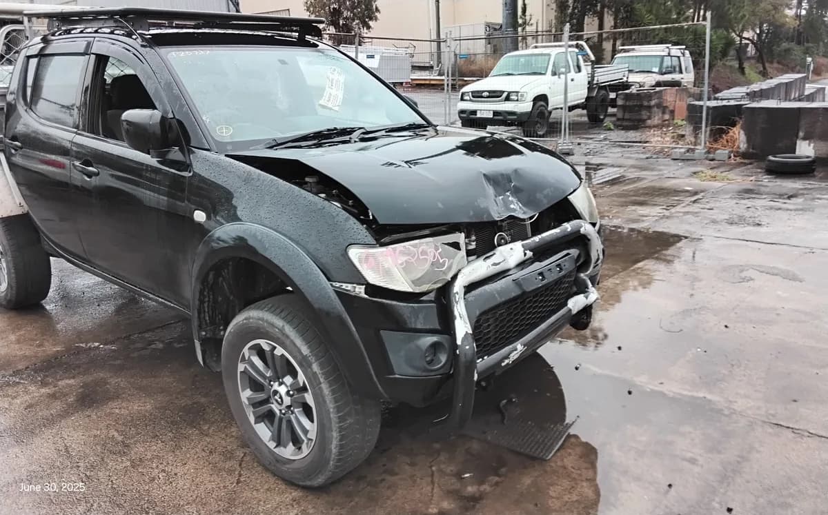 2015 Mitsubishi Triton – Vn P20737 at Tingalpa