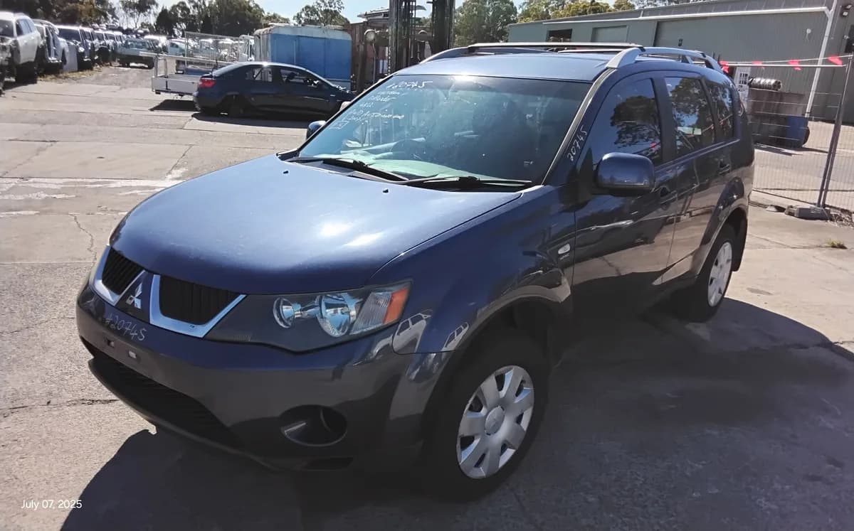 2007 Mitsubishi Outlander at Tingalpa
