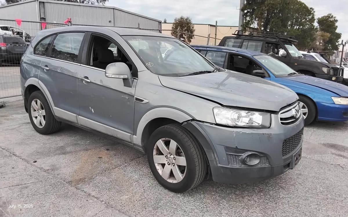2011 Holden Captiva at Tingalpa