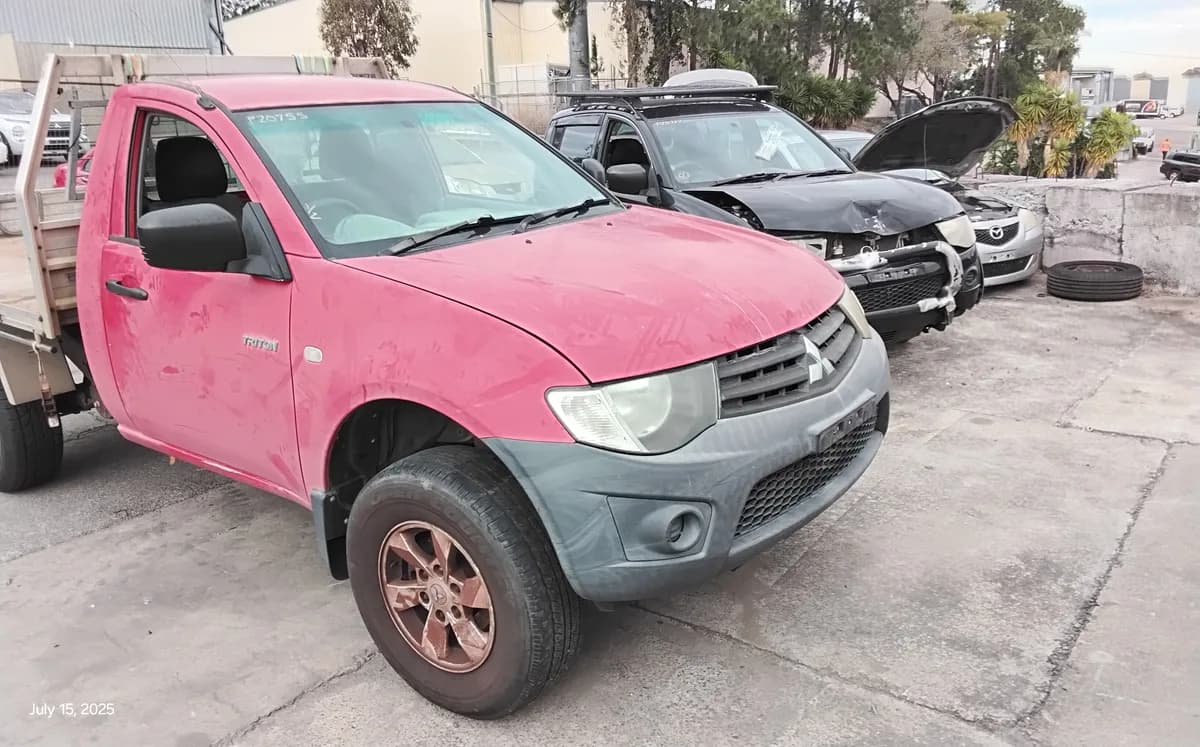 2011 Mitsubishi Triton – Vn P20755 at Tingalpa