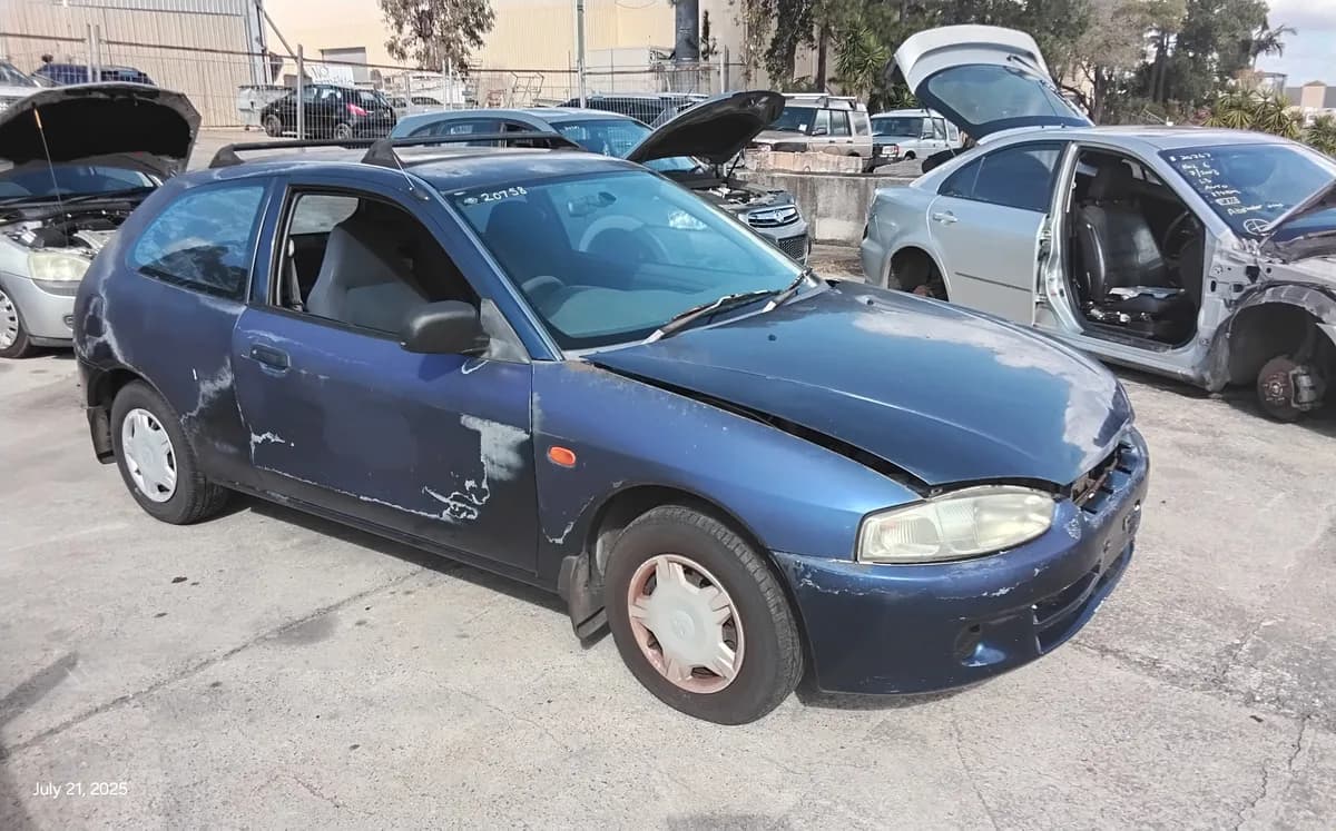 2003 Mitsubishi Mirage at Tingalpa