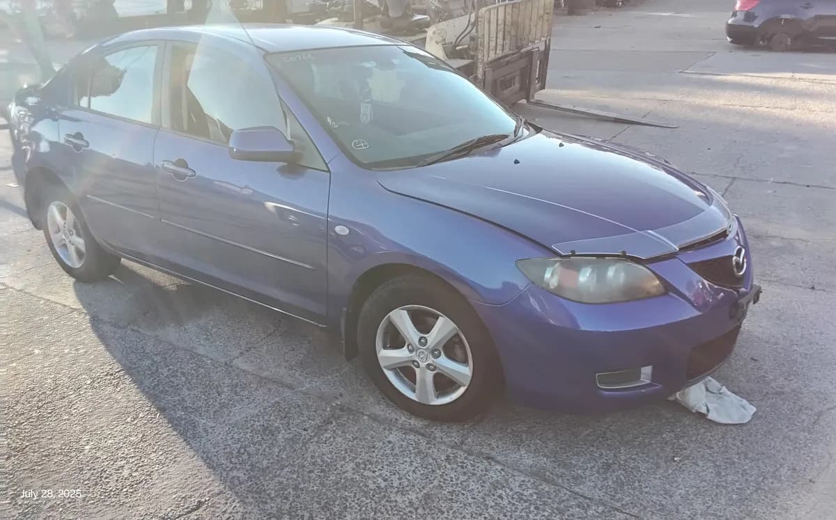 2007 Mazda 3 at Tingalpa