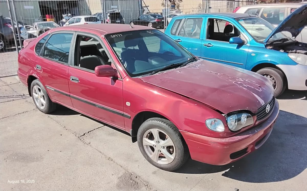 2000 Toyota Corolla at Tingalpa