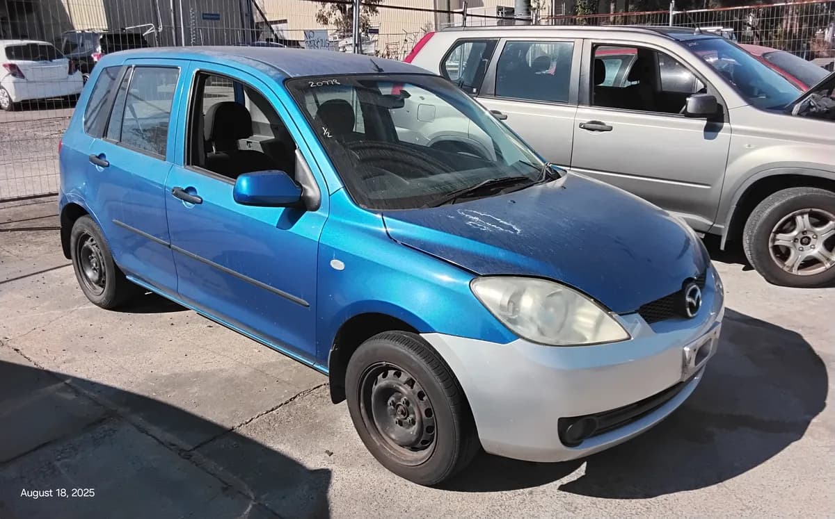 2007 Mazda 2 at Tingalpa