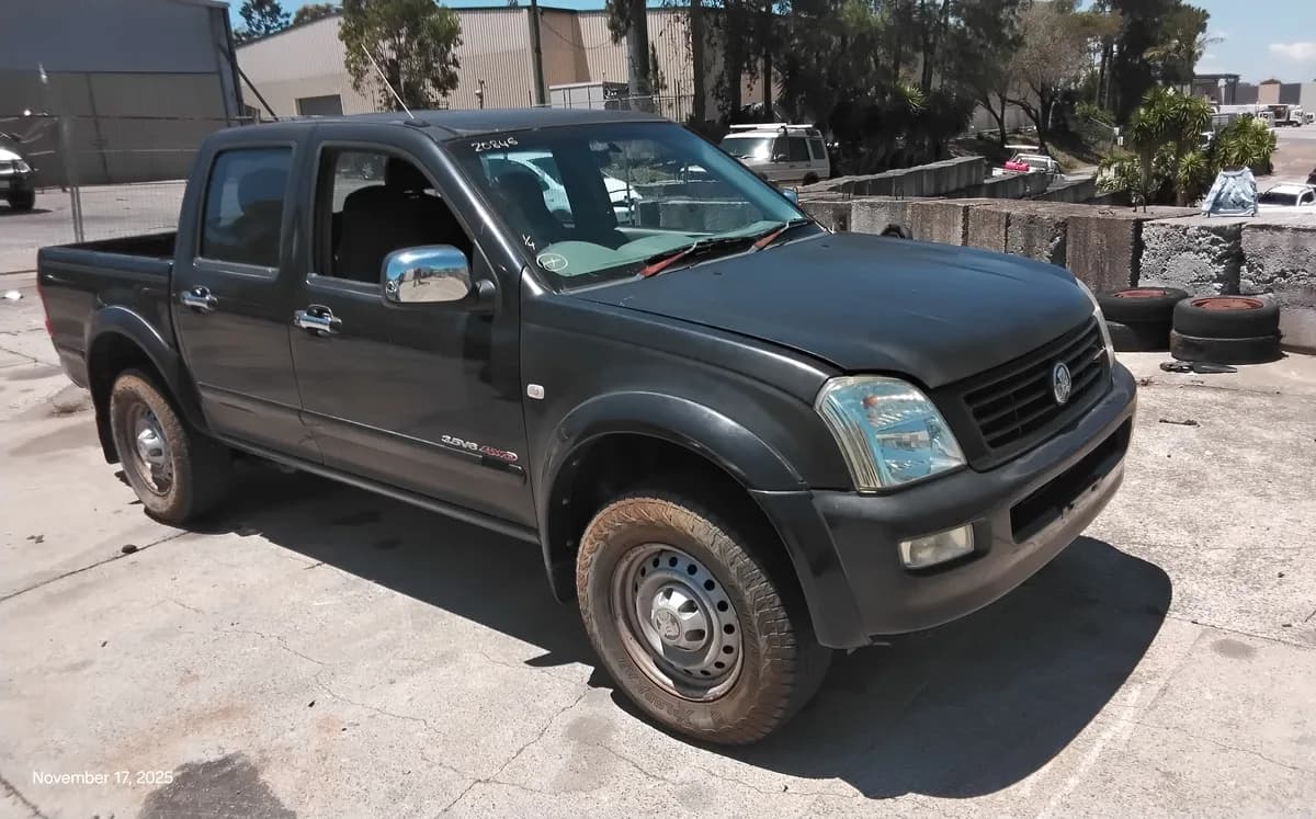 2005 Holden Rodeo at Tingalpa
