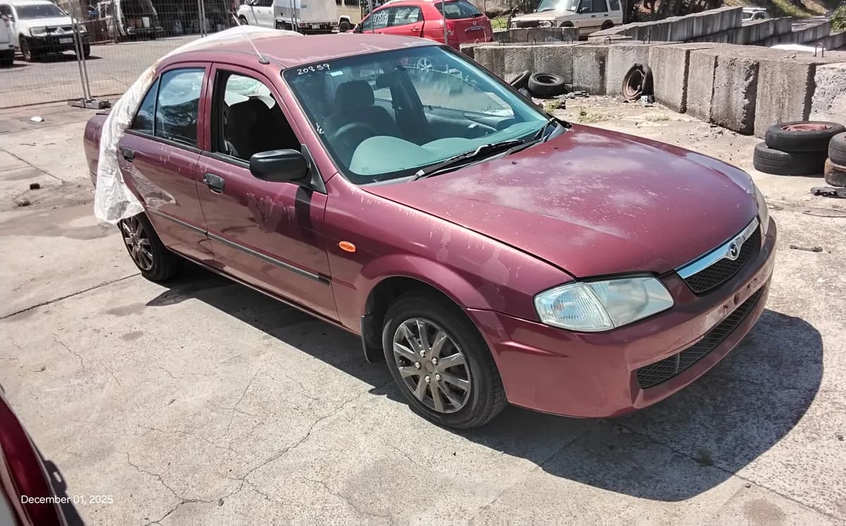 1999 Mazda 323 at Tingalpa