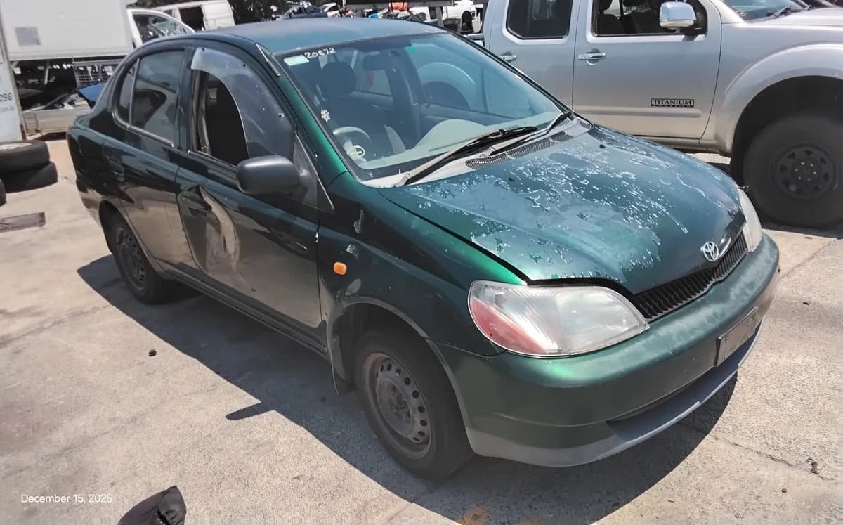 1999 Toyota Echo at Tingalpa