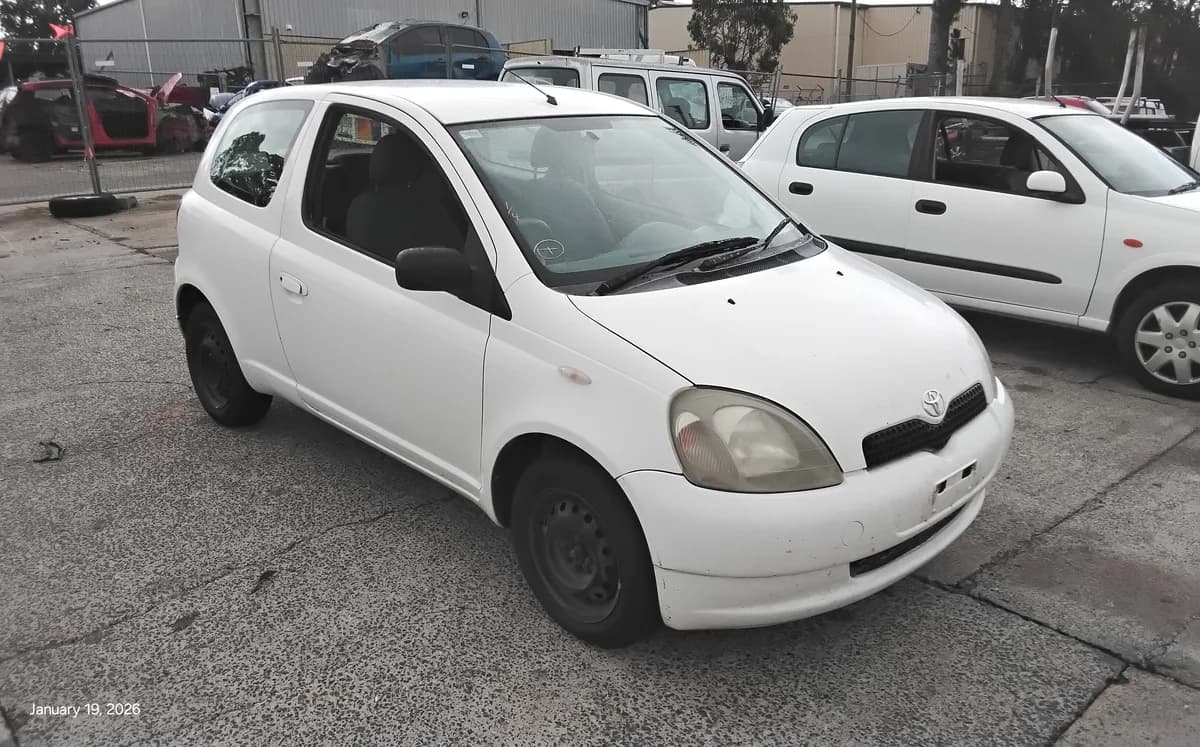 2002 Alfa Romeo Toyota Echo at Tingalpa