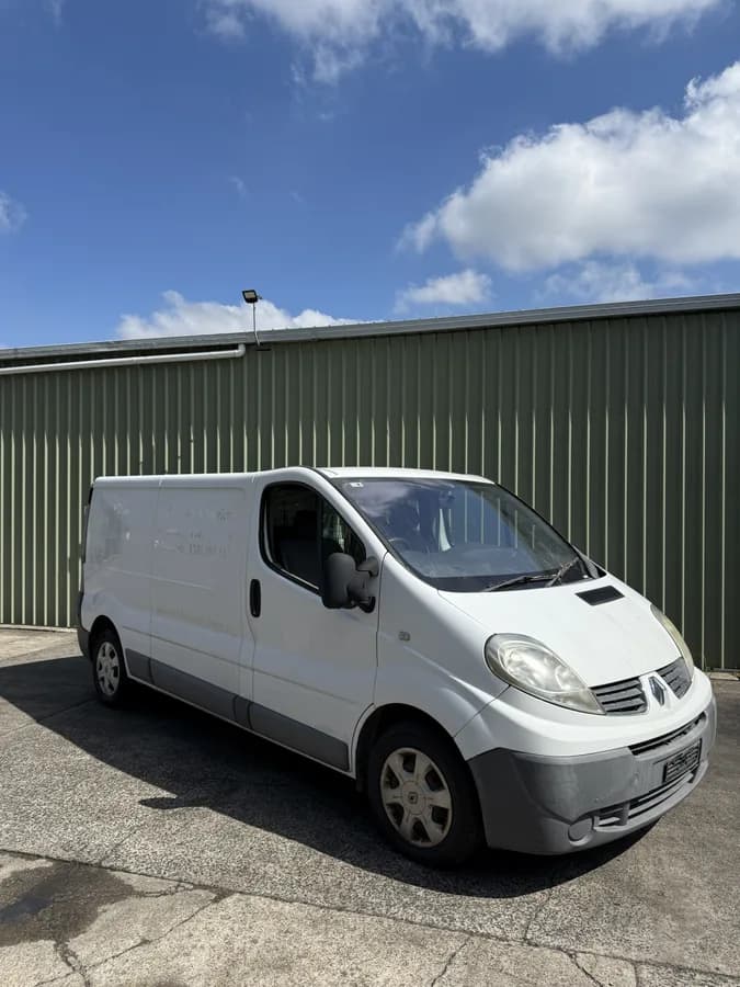 2013 Renault Trafic at Tingalpa