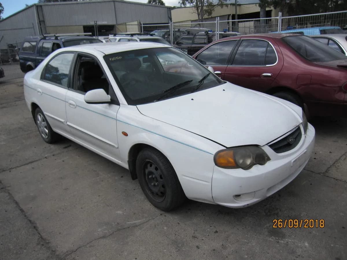 2001 Kia Spectra Vn 18050 at Tingalpa
