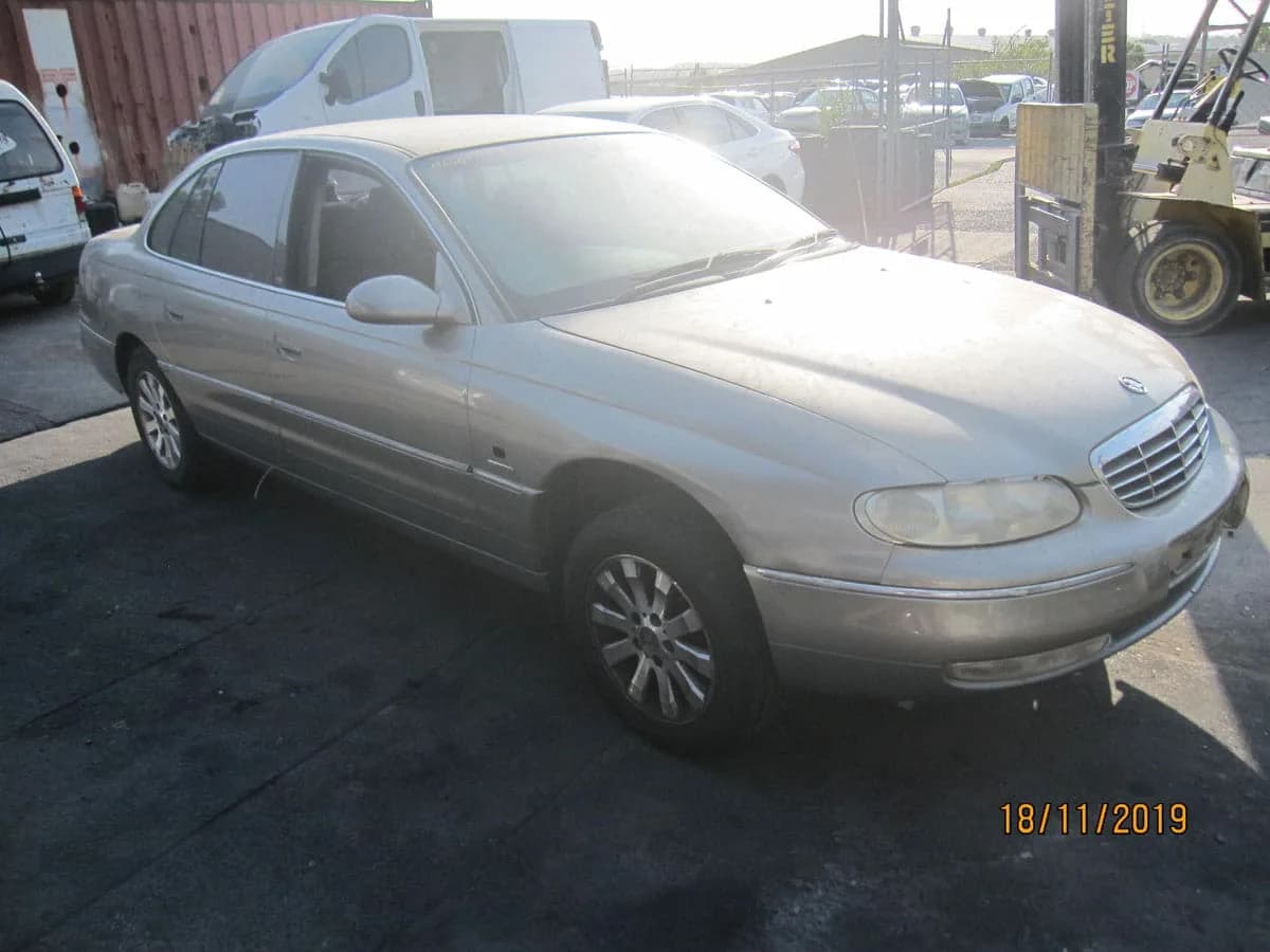 2002 Holden Statesman at Tingalpa