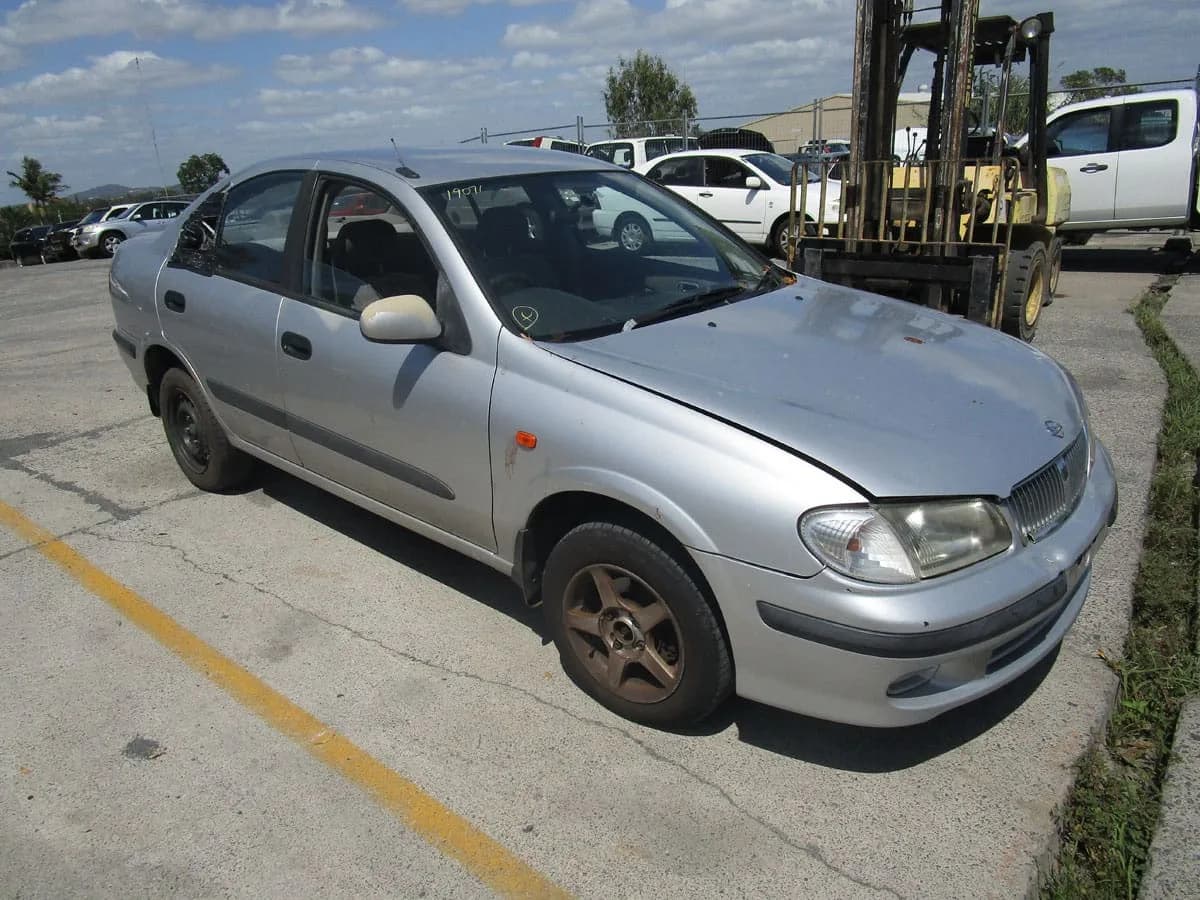 2001 Nissan Pulsar at Tingalpa