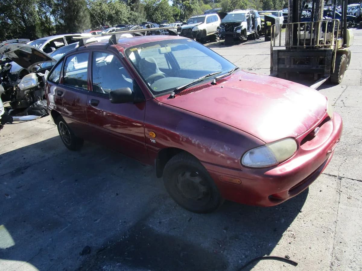 1998 Ford Festiva at Tingalpa