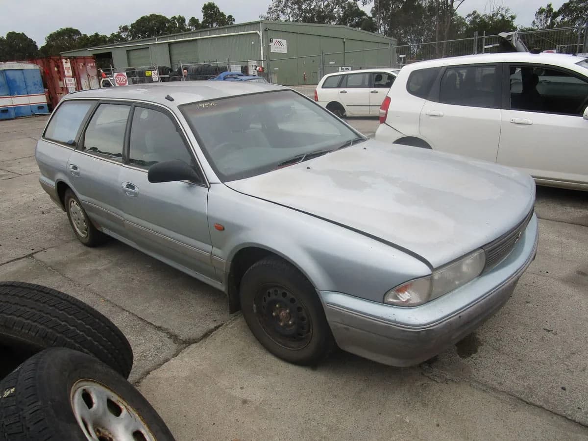 1993 Mitsubishi Magna at Tingalpa