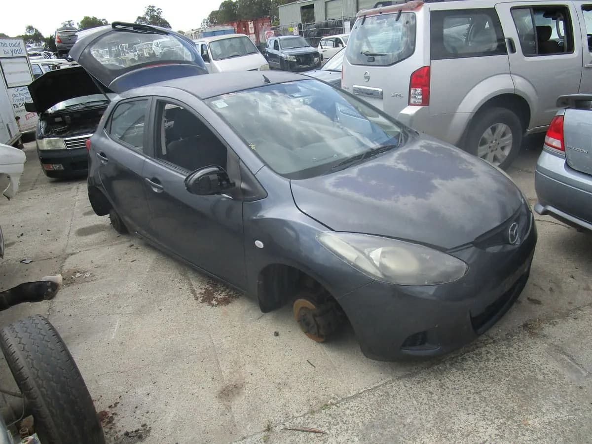 2007 Mazda 2 at Tingalpa