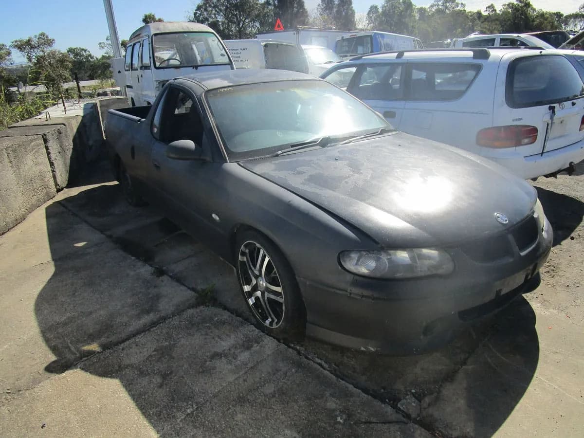 2001 Holden Commodore at Tingalpa