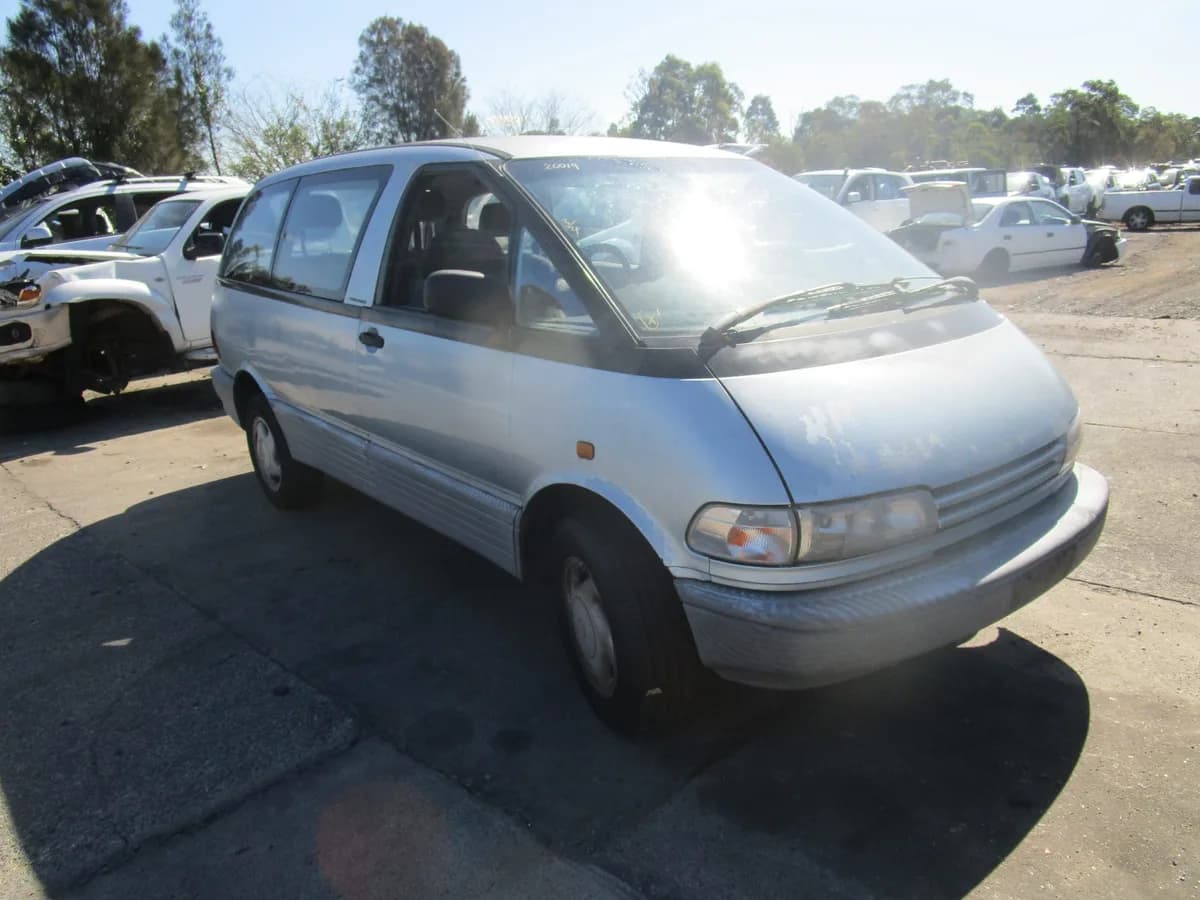 1992 Toyota Tarago at Tingalpa