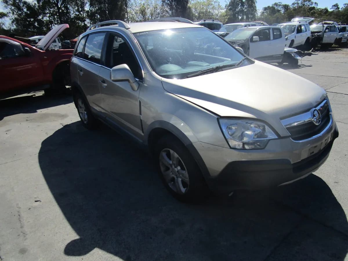 2010 Holden Captiva at Tingalpa