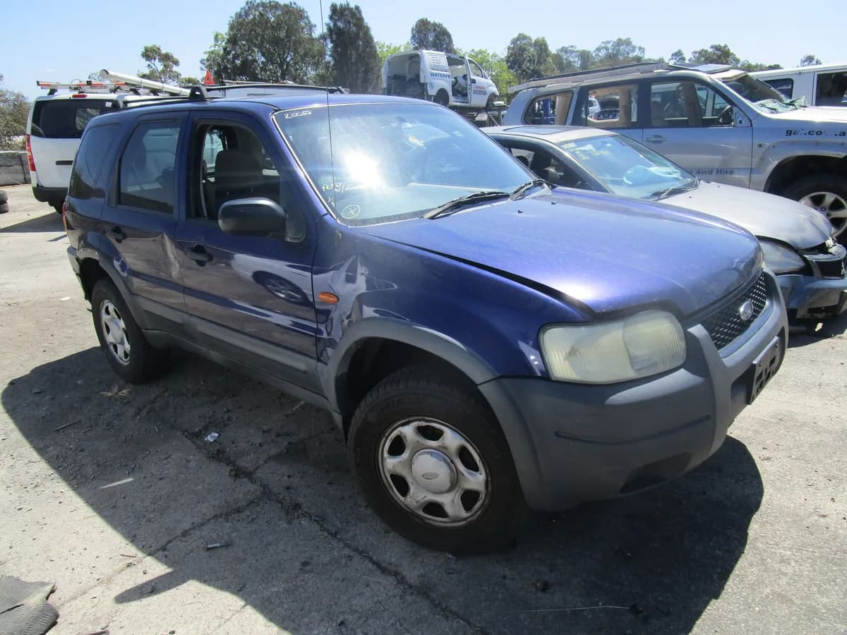 2004 Ford Escape at Tingalpa