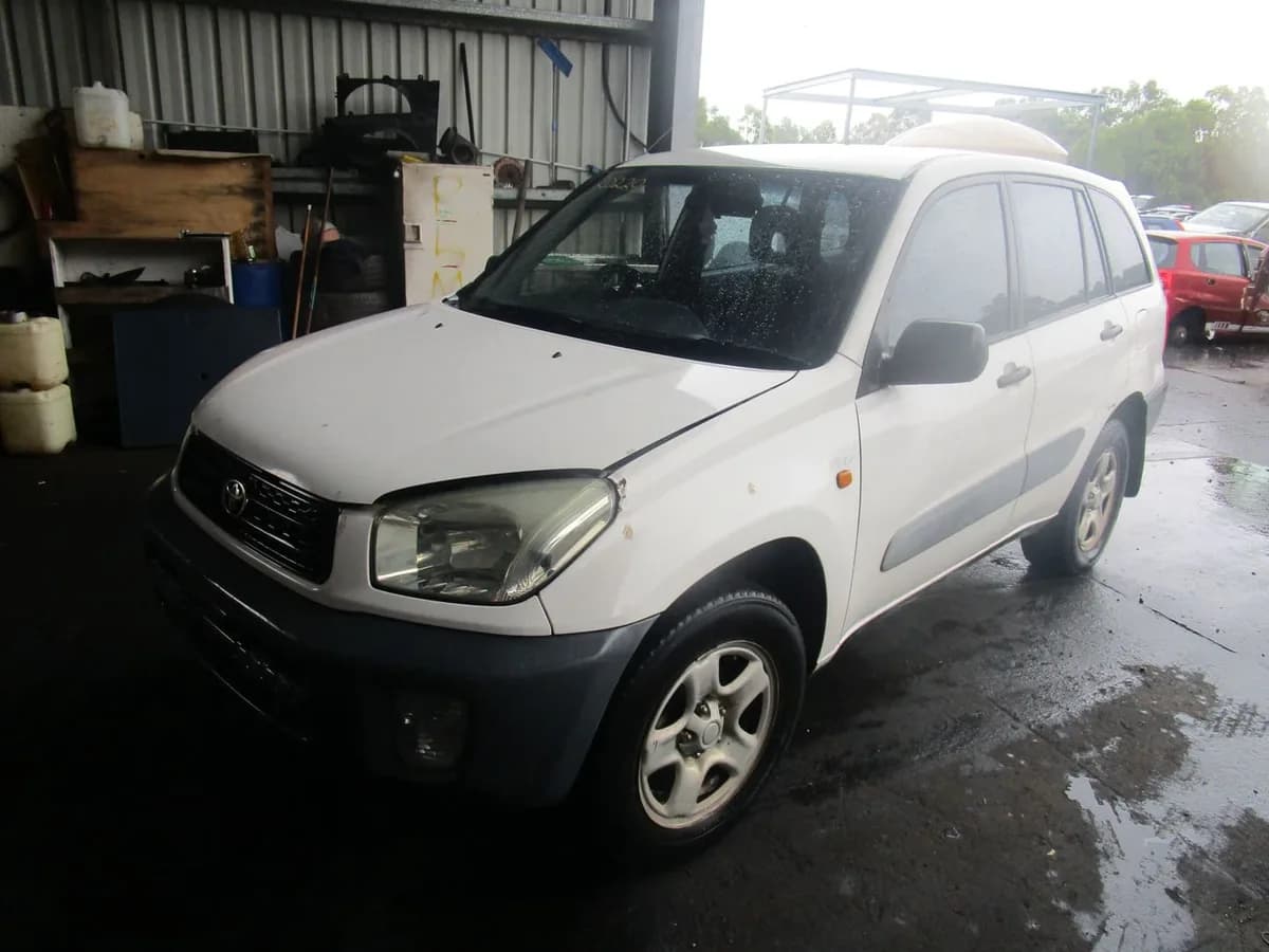 2002 Toyota Rav 4 at Tingalpa