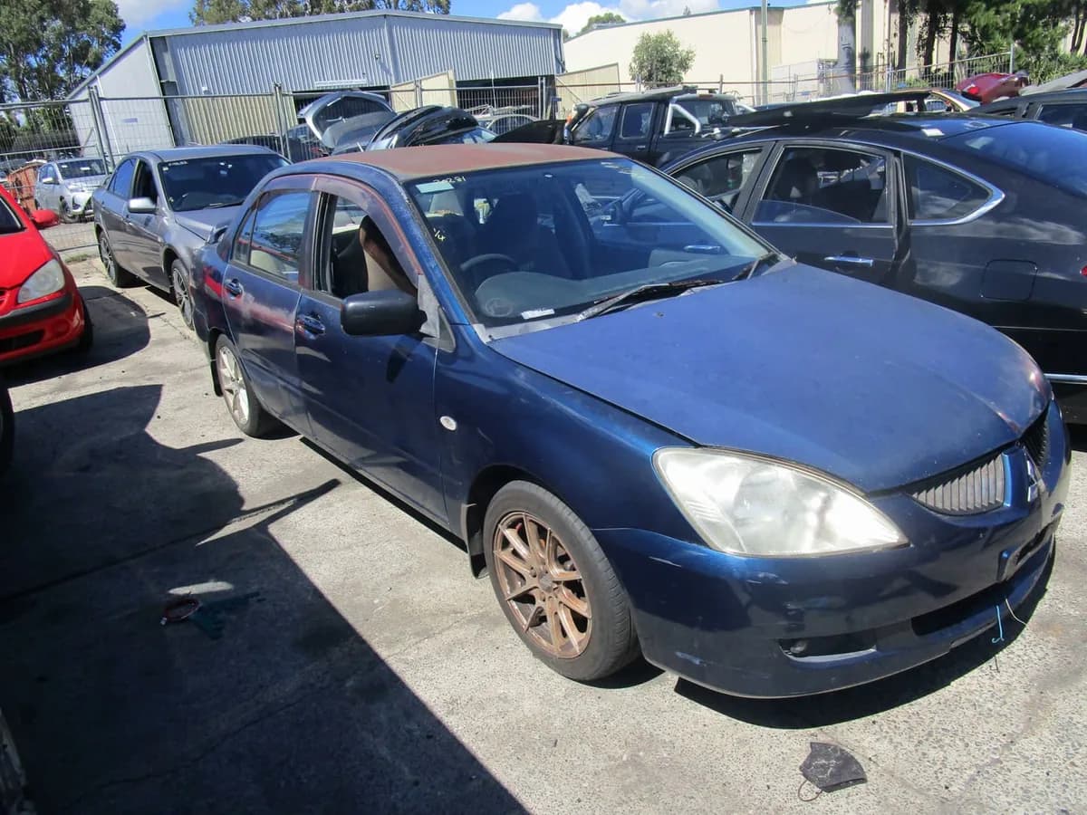 2005 Mitsubishi Lancer at Tingalpa