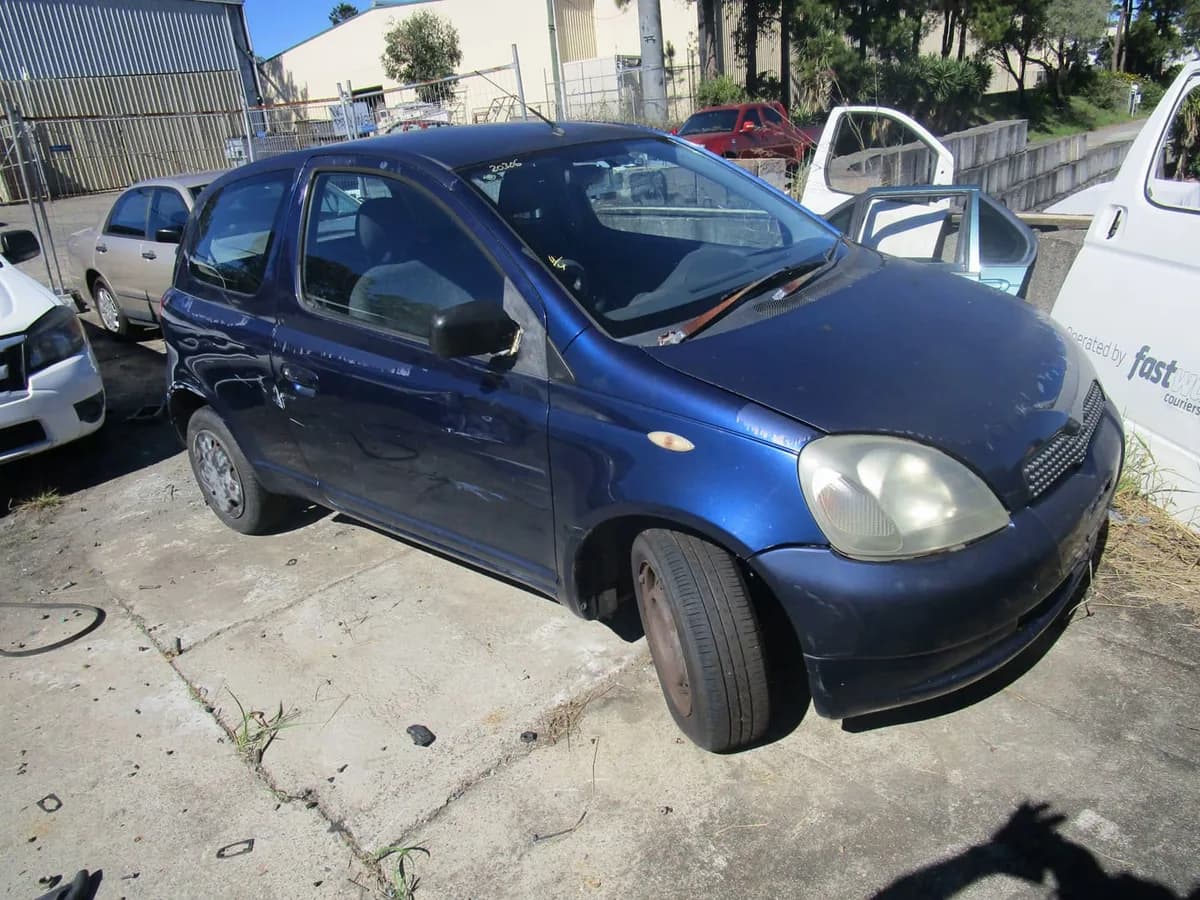 2001 Toyota Echo at Tingalpa
