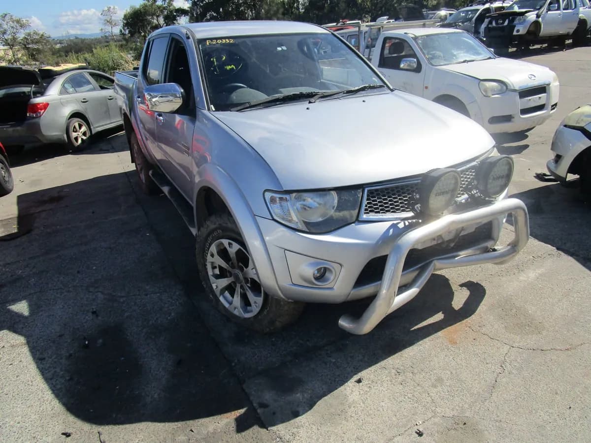 2011 Mitsubishi Triton – Vn P20332 at Tingalpa
