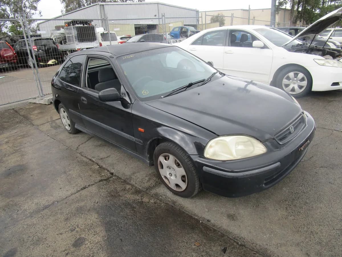 1998 Honda Civic at Tingalpa