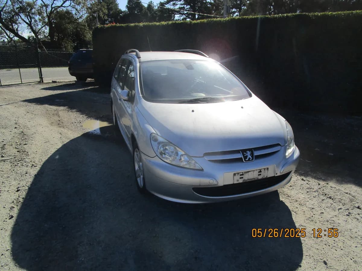 2004 Peugot 307 at Langwarrin South