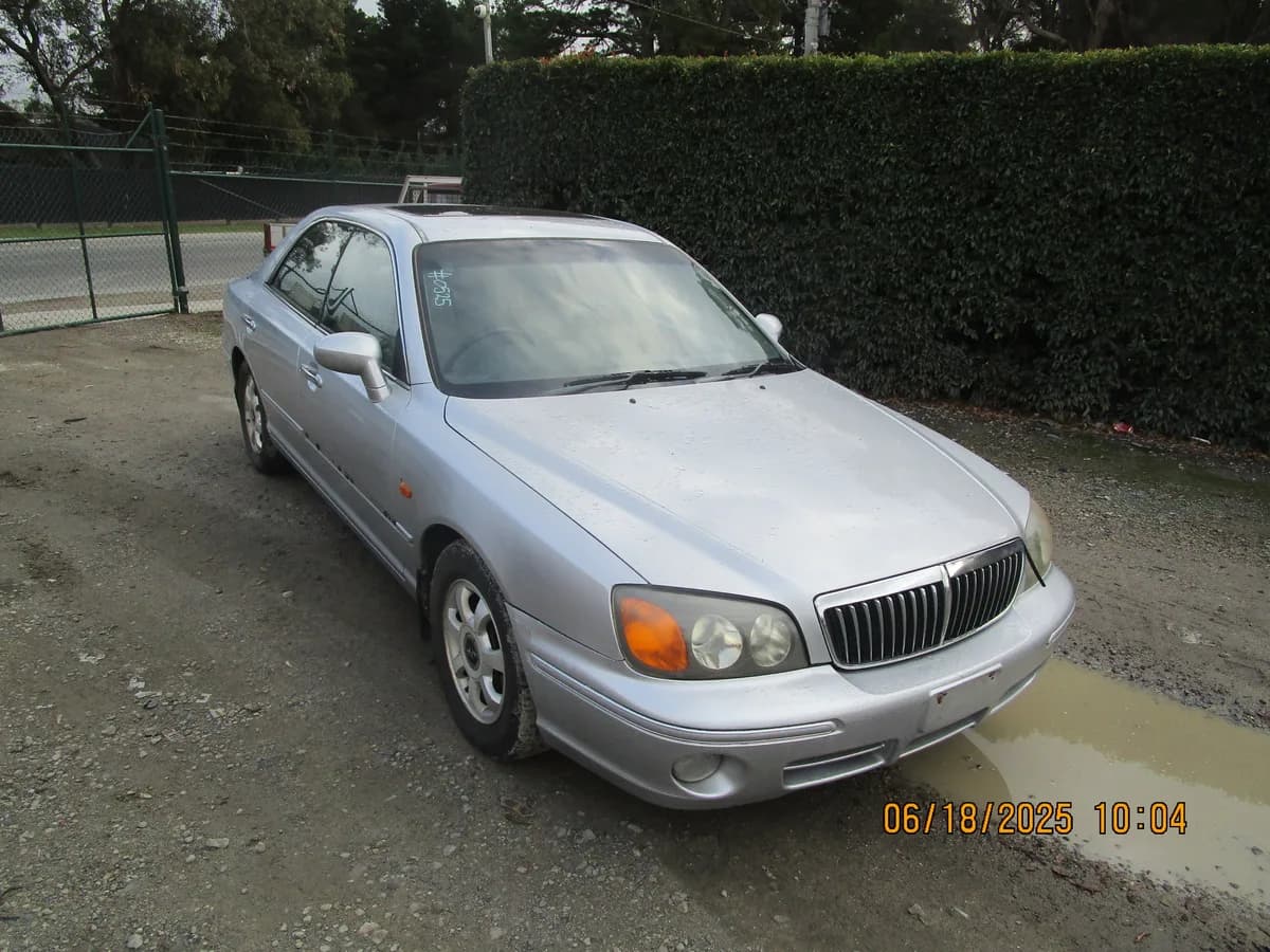2000 Hyundai Grandeur at Langwarrin South
