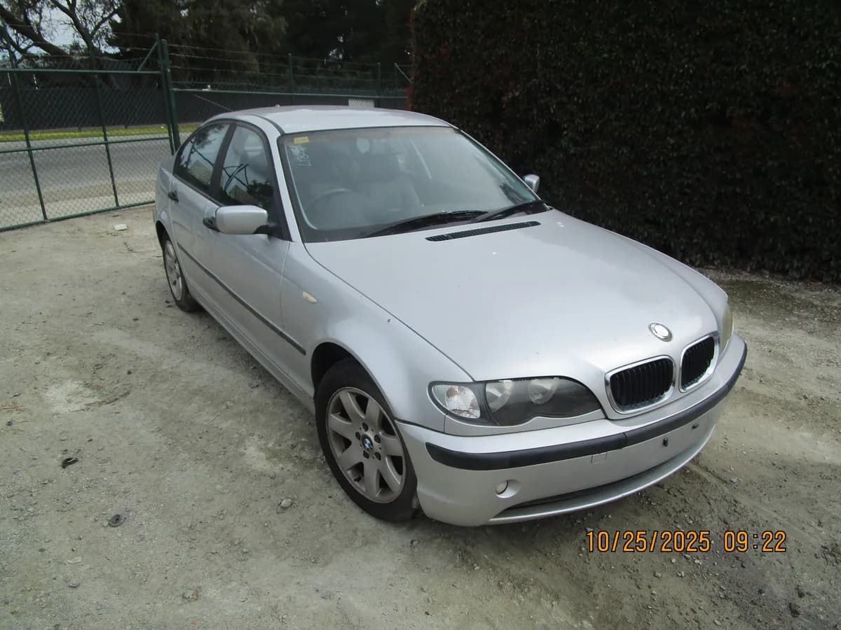 2003 BMW 318i at Langwarrin South