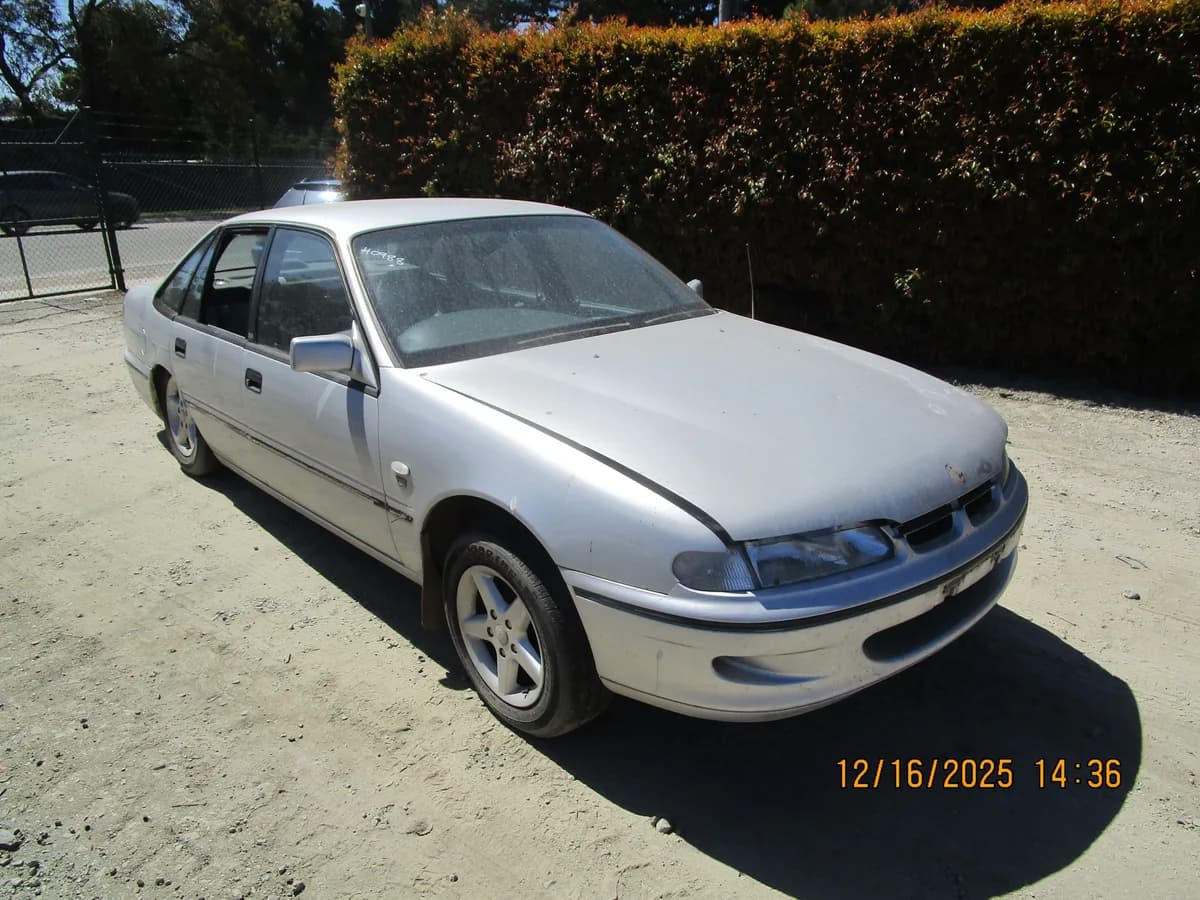 1996 Holden Commodore VS at Langwarrin South