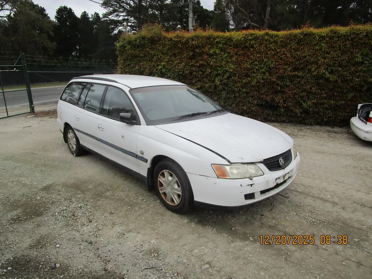 2004 Holden Commodore VY at Langwarrin South
