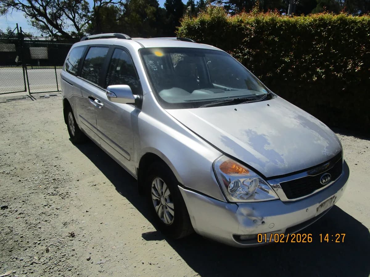 2011 Kia Carnival at Langwarrin South